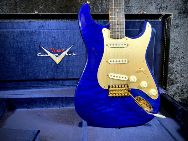 Fender Custom Shop 56 NOS Artisan Quilt Maple Strat - Image 2